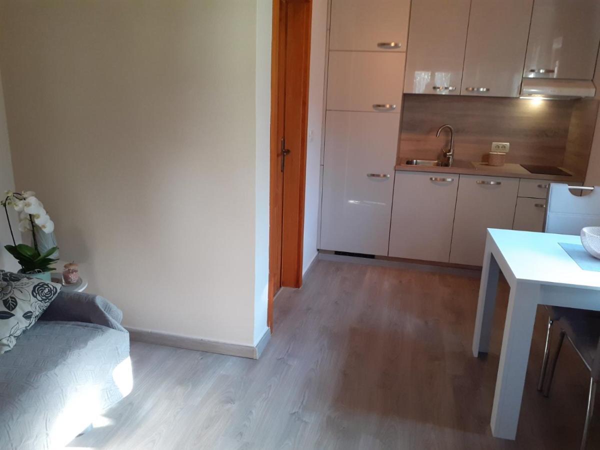 Ms Apartments Izola Exterior photo
